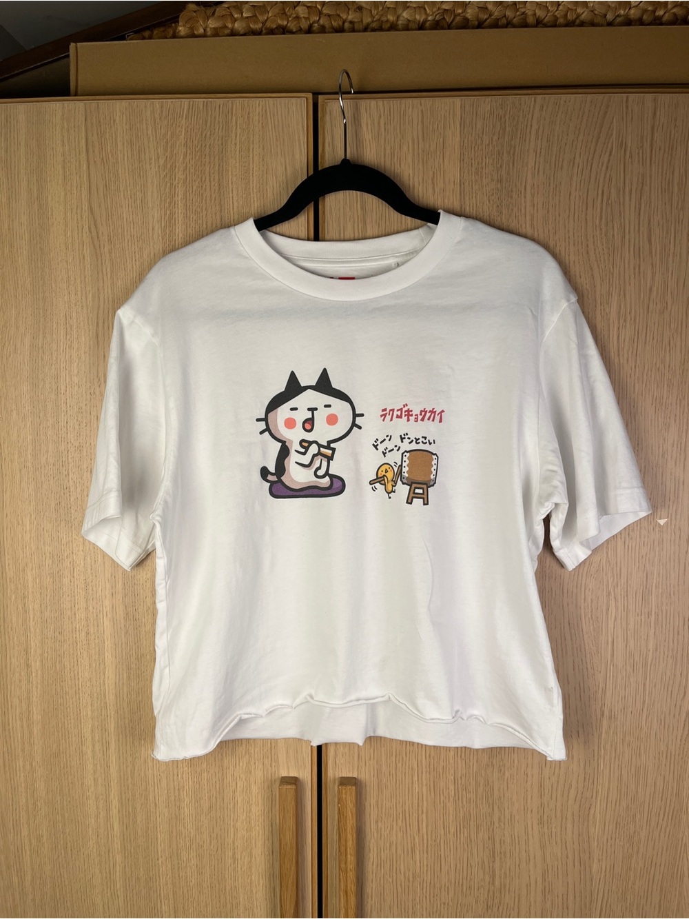 Custom Cropped Graphic Tee - White, Uniqlo UTme! Cat Print, One-of-a-Kind